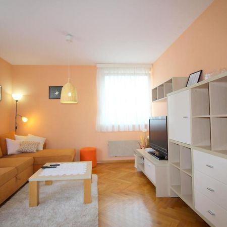 Apartment Vojka In City Center Poreč Dış mekan fotoğraf