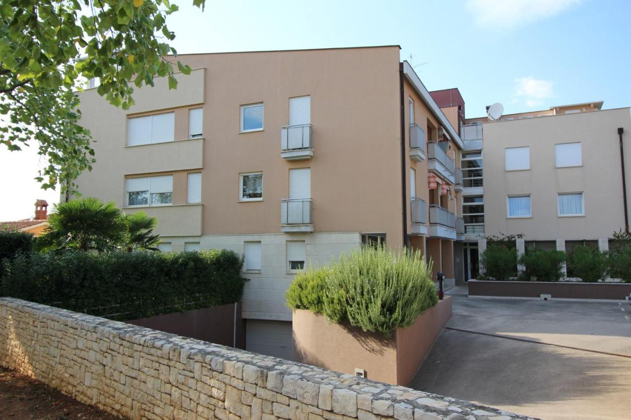 Apartment Vojka In City Center Poreč Dış mekan fotoğraf