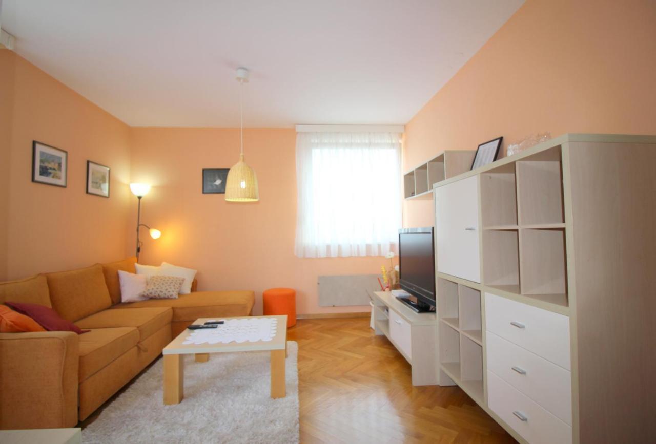 Apartment Vojka In City Center Poreč Dış mekan fotoğraf